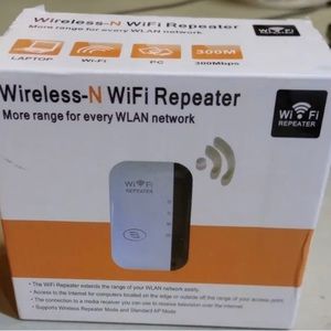 Wireless-N WiFi repeater more range for every WLAN network